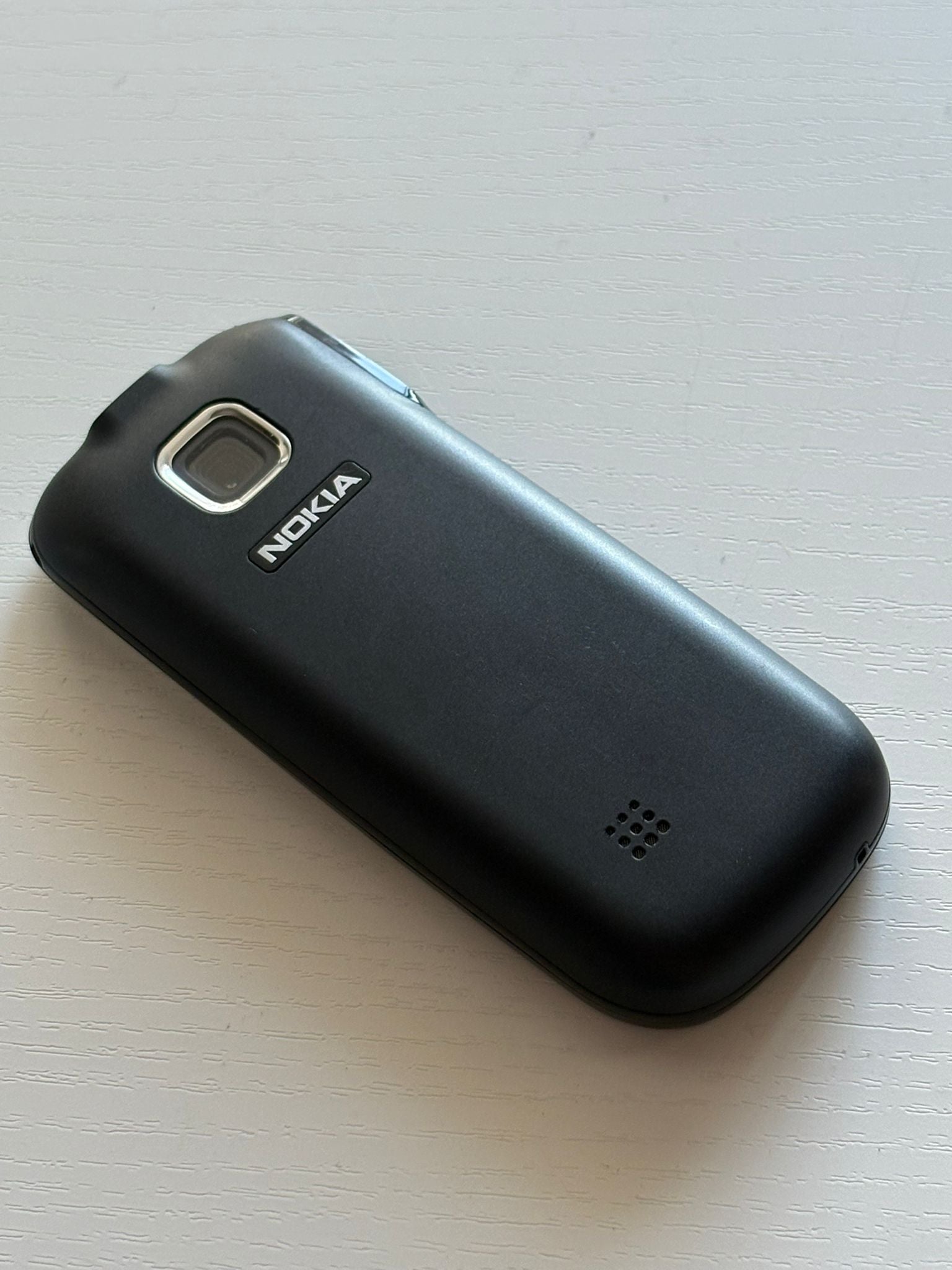Nokia 2330c