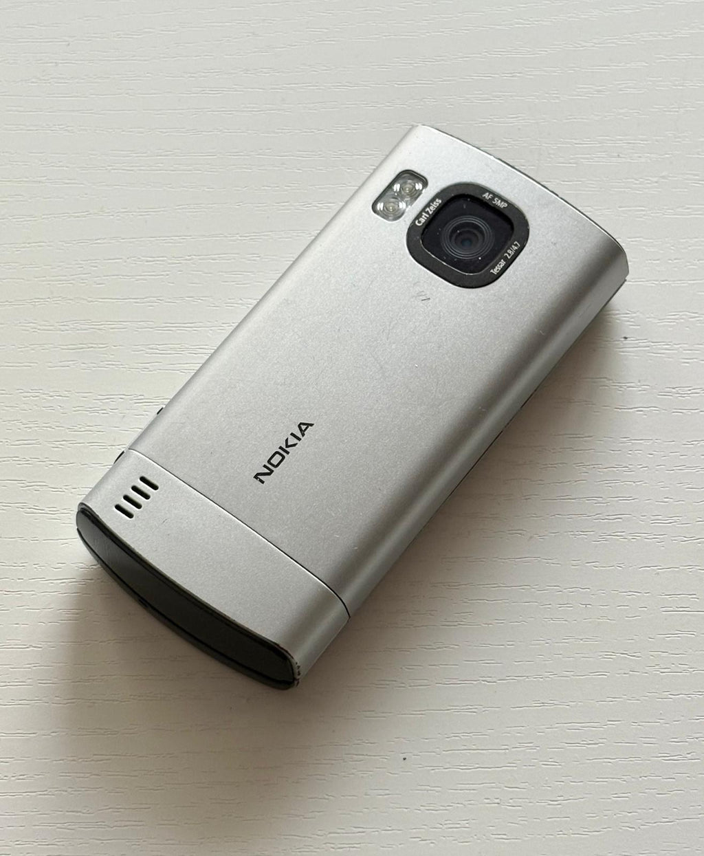 Nokia 6700 Slide